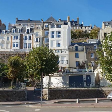 La Victoire Granville Exterior foto